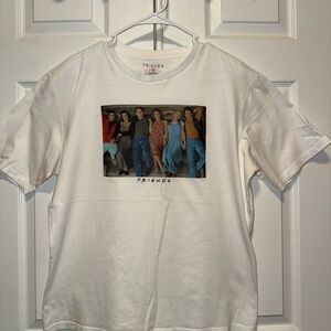 FRIENDS White Graphic Tee